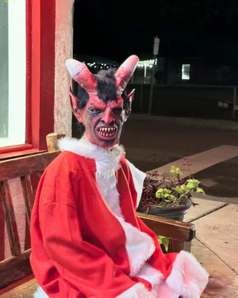 Krampus sitting 4 5